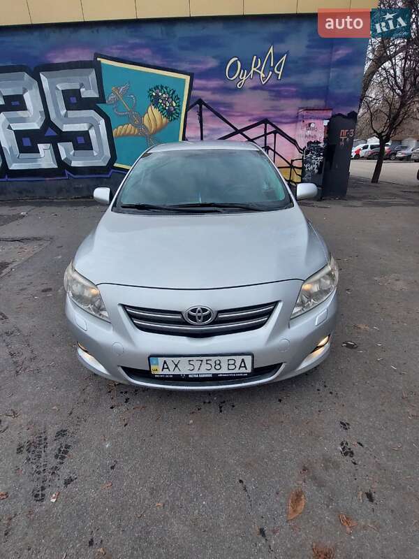 Седан Toyota Corolla 2007 в Харькове