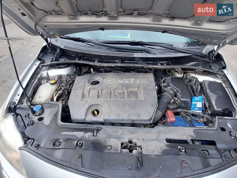 Седан Toyota Corolla 2007 в Харькове