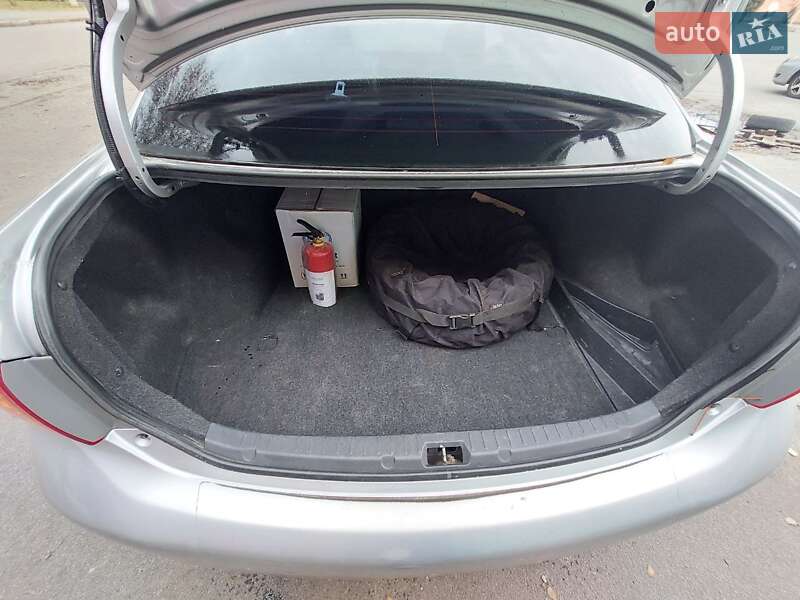 Седан Toyota Corolla 2007 в Харькове