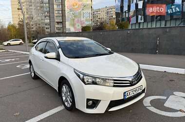 Седан Toyota Corolla 2013 в Харькове