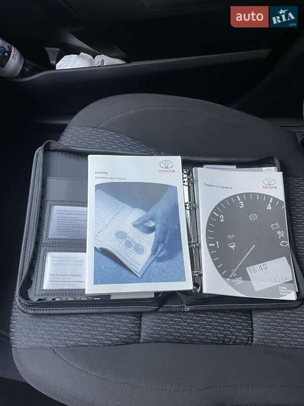 Седан Toyota Corolla 2014 в Киеве фото 16 Седан Toyota Corolla 2014 в Киеве