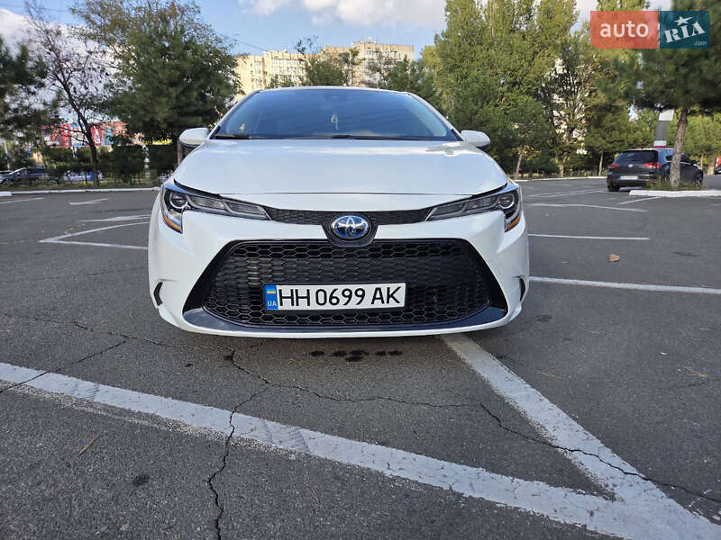 Седан Toyota Corolla 2022 в Одессе