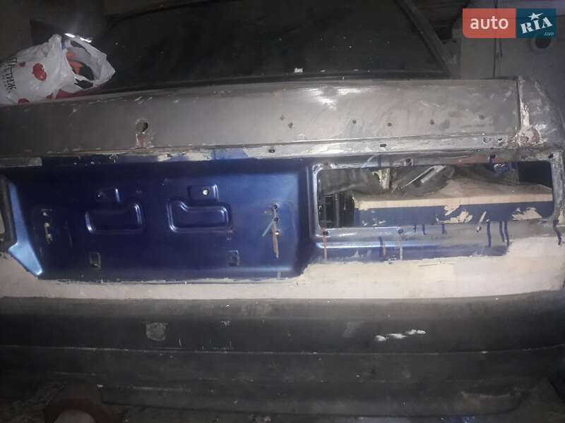 Седан Toyota Corolla 1982 в Виннице