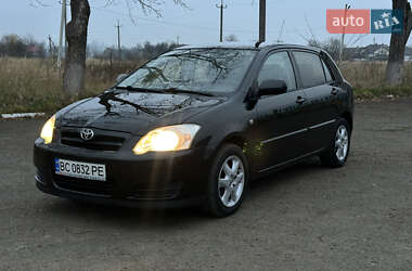 Хэтчбек Toyota Corolla 2005 в Стрые