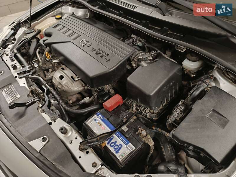 Седан Toyota Corolla 2011 в Львове фото 32 Седан Toyota Corolla 2011 в Львове