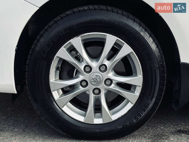 Седан Toyota Corolla 2011 в Кременчуге фото 40 Седан Toyota Corolla 2011 в Кременчуге