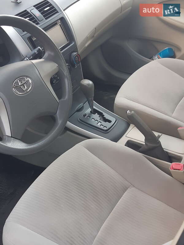 Седан Toyota Corolla 2008 в Киеве фото 5 Седан Toyota Corolla 2008 в Киеве