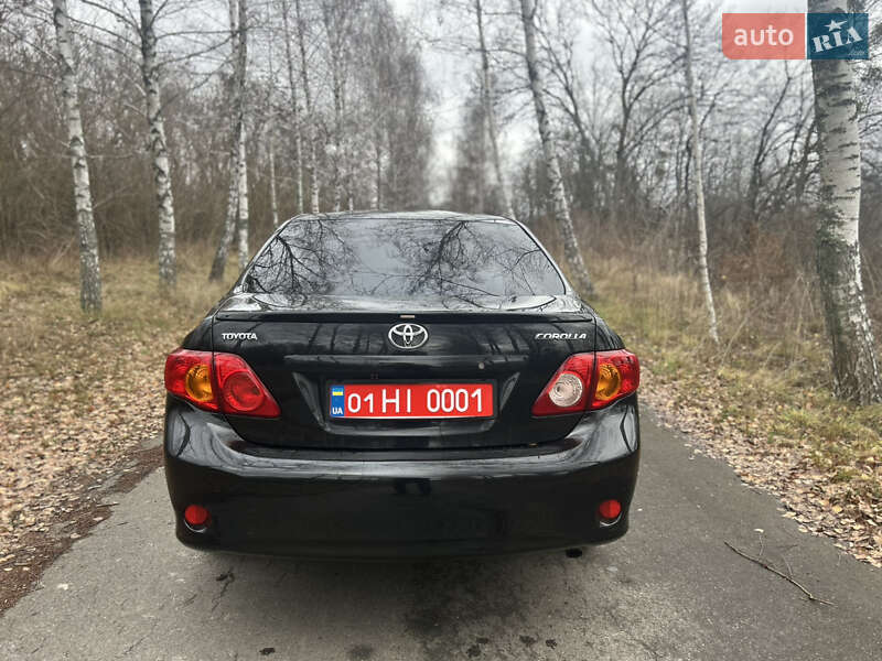 Седан Toyota Corolla 2007 в Лубнах