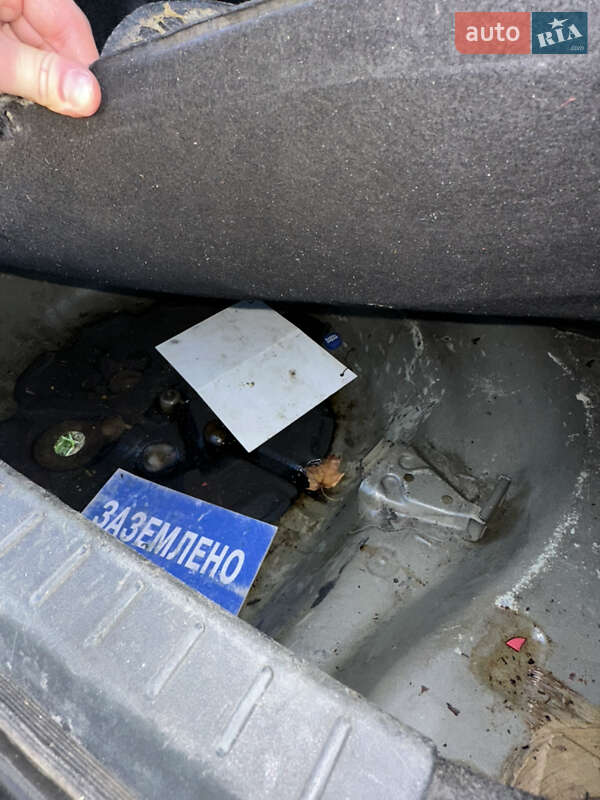 Седан Toyota Corolla 2005 в Києві