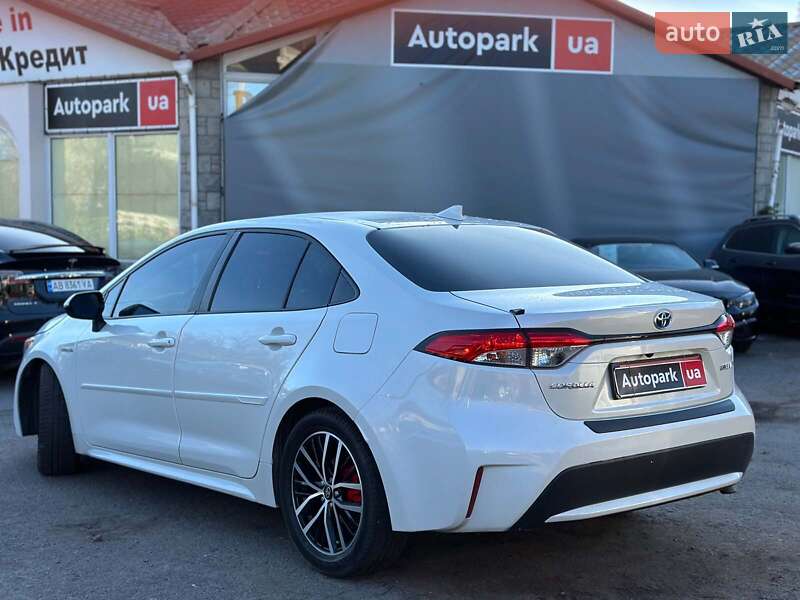 Седан Toyota Corolla 2021 в Виннице