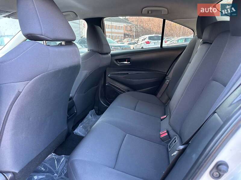 Седан Toyota Corolla 2021 в Виннице