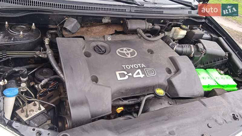 Хетчбек Toyota Corolla 2002 в Полтаві фото 4 Хетчбек Toyota Corolla 2002 в Полтаві