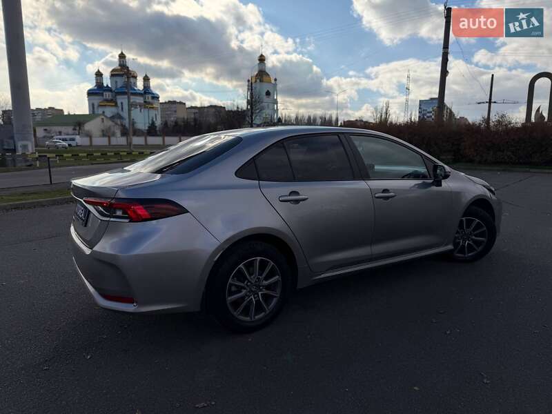 Седан Toyota Corolla 2020 в Кривом Роге