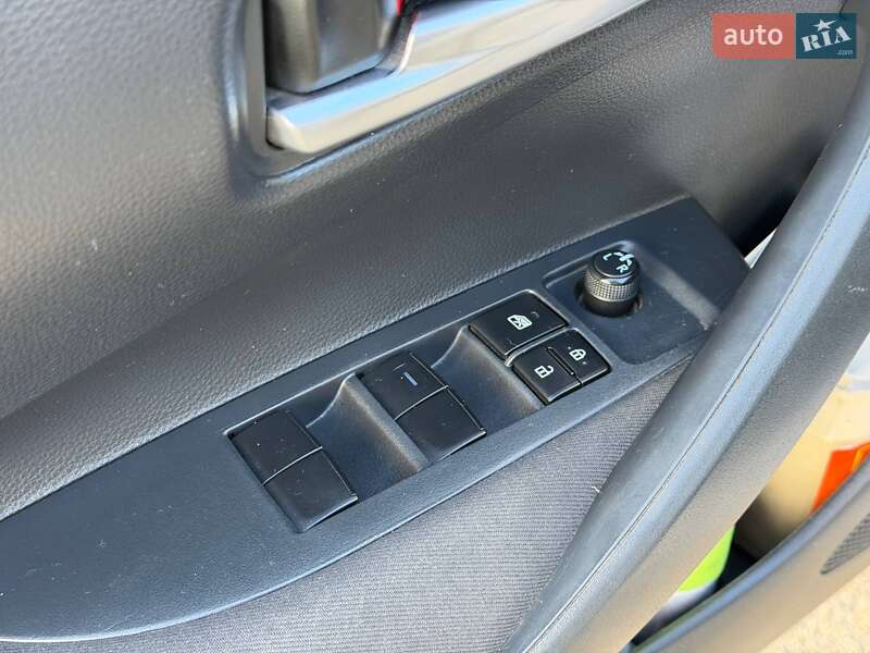 Седан Toyota Corolla 2020 в Кривом Роге