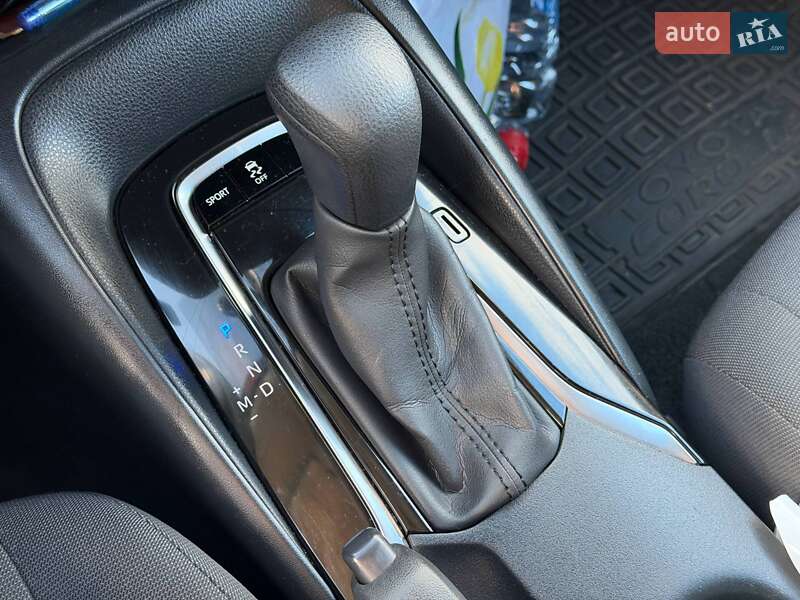 Седан Toyota Corolla 2020 в Кривом Роге