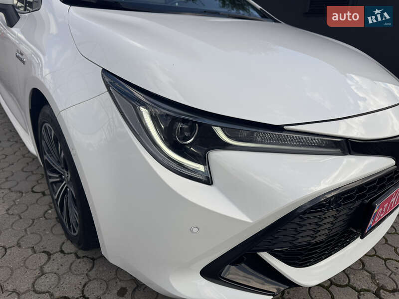 Универсал Toyota Corolla 2020 в Черновцах