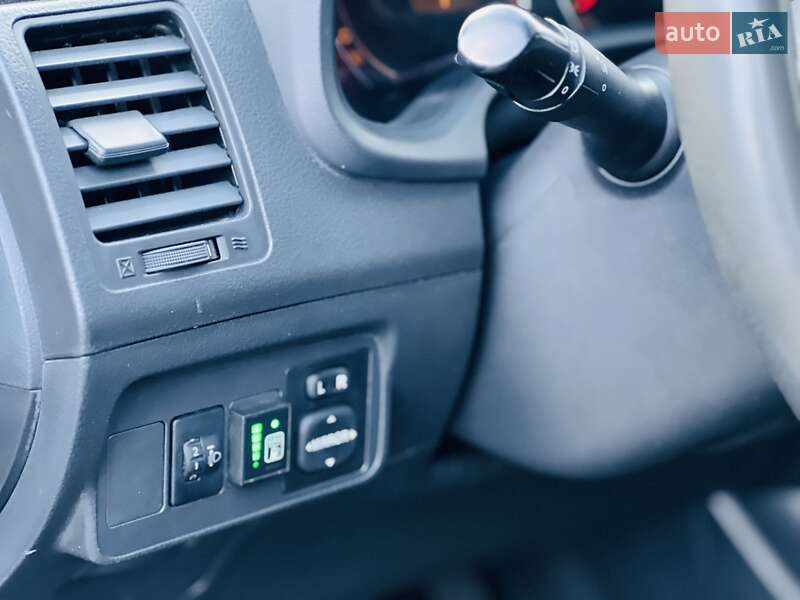 Седан Toyota Corolla 2009 в Харькове