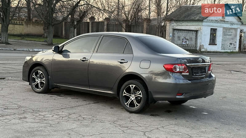 Седан Toyota Corolla 2010 в Желтых Водах фото 9 Седан Toyota Corolla 2010 в Желтых Водах