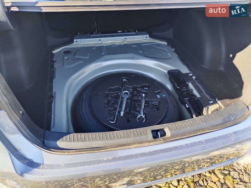 Седан Toyota Corolla 2022 в Ивано-Франковске фото 18 Седан Toyota Corolla 2022 в Ивано-Франковске