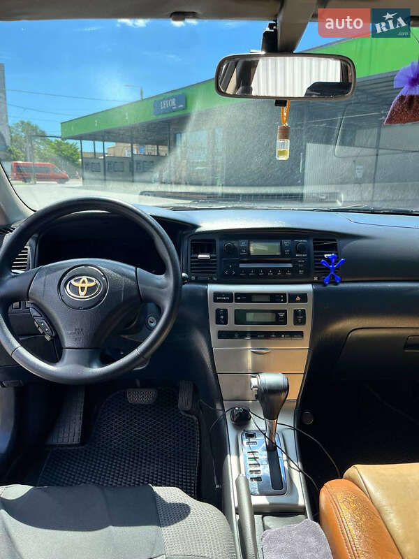 Седан Toyota Corolla 2002 в Одессе