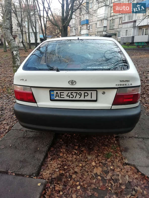 Ліфтбек Toyota Corolla 1992 в Кривому Розі фото 2 Ліфтбек Toyota Corolla 1992 в Кривому Розі