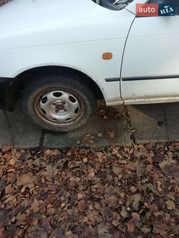 Ліфтбек Toyota Corolla 1992 в Кривому Розі фото 26 Ліфтбек Toyota Corolla 1992 в Кривому Розі