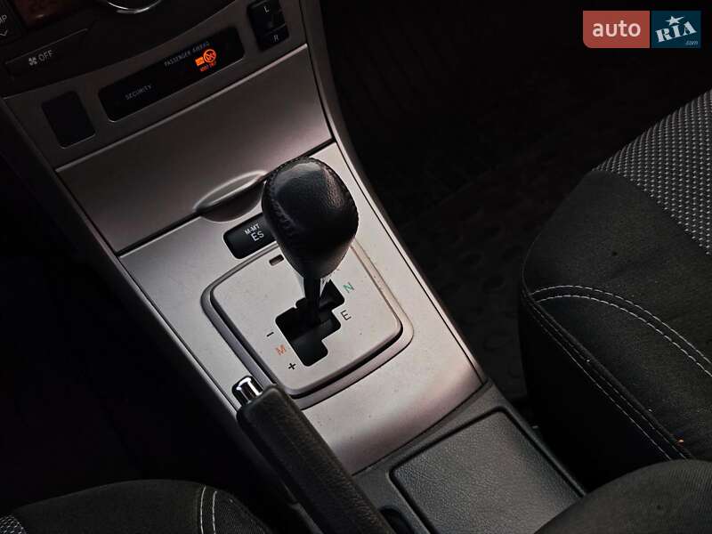 Седан Toyota Corolla 2007 в Харькове