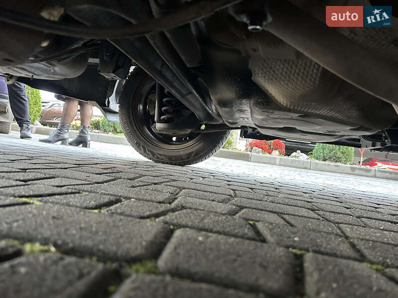 Седан Toyota Corolla 2008 в Дніпрі