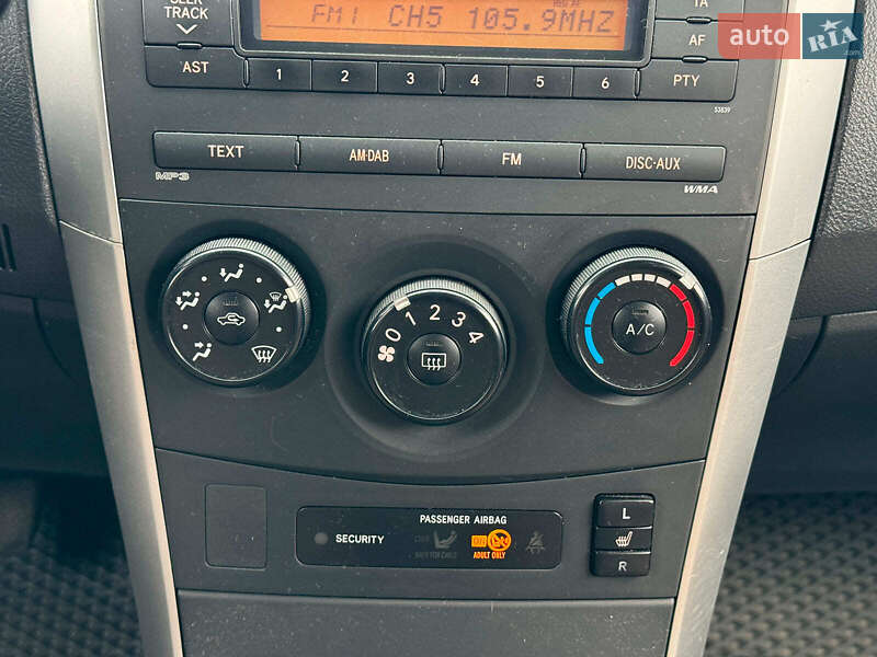 Седан Toyota Corolla 2010 в Вінниці