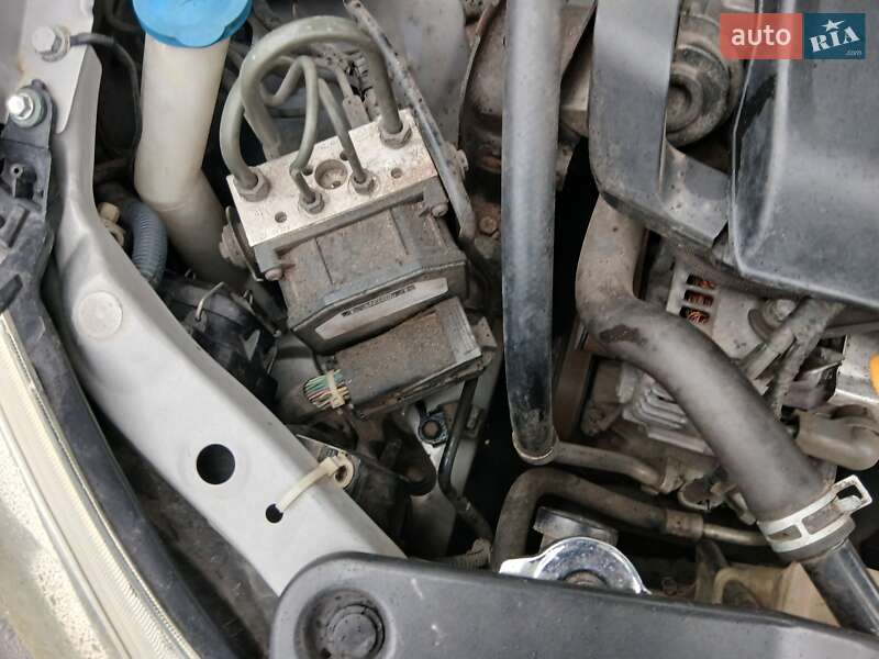 Хетчбек Toyota Corolla 2003 в Одесі фото 6 Хетчбек Toyota Corolla 2003 в Одесі