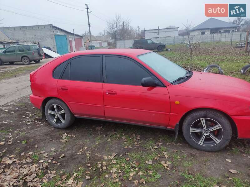 Хетчбек Toyota Corolla 1996 в Дніпрі фото 2 Хетчбек Toyota Corolla 1996 в Дніпрі