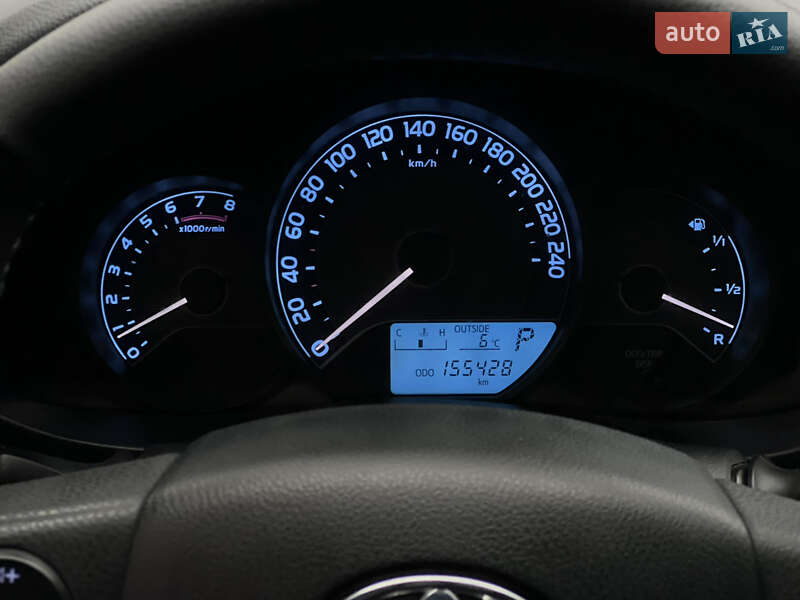 Седан Toyota Corolla 2016 в Києві фото 33 Седан Toyota Corolla 2016 в Києві