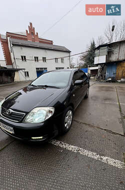 Седан Toyota Corolla 2006 в Львове