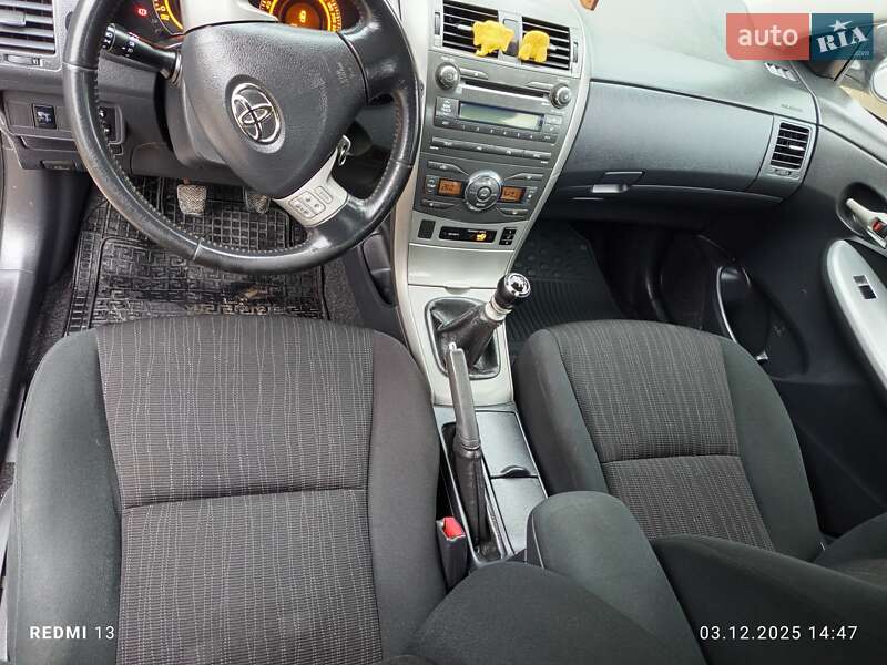 Седан Toyota Corolla 2008 в Тернополе фото 43 Седан Toyota Corolla 2008 в Тернополе