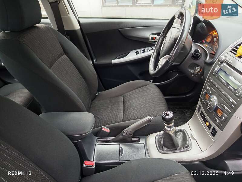 Седан Toyota Corolla 2008 в Тернополе фото 7 Седан Toyota Corolla 2008 в Тернополе
