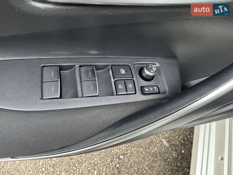 Седан Toyota Corolla 2019 в Києві фото 11 Седан Toyota Corolla 2019 в Києві