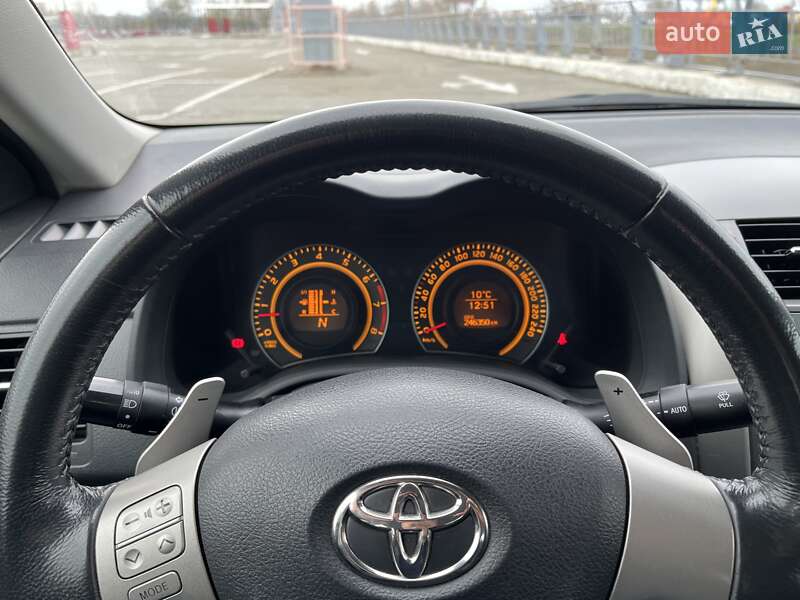 Седан Toyota Corolla 2008 в Киеве