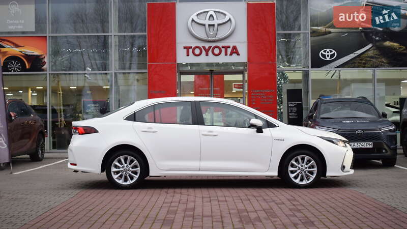 Седан Toyota Corolla 2021 в Житомирі