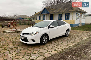 Седан Toyota Corolla 2016 в Ямполі