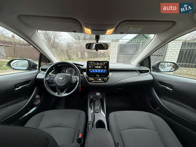 Седан Toyota Corolla 2019 в Кропивницком