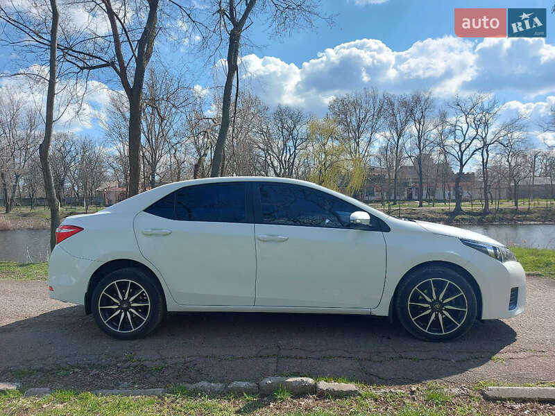 Седан Toyota Corolla 2013 в Кілії фото 8 Седан Toyota Corolla 2013 в Кілії
