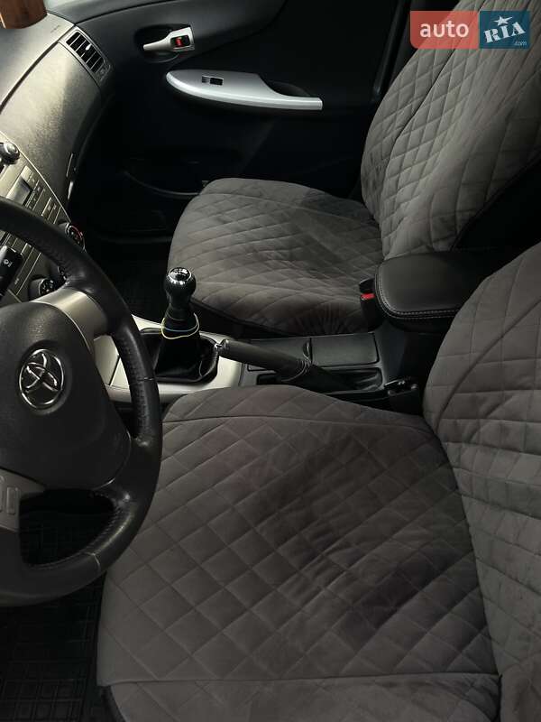 Седан Toyota Corolla 2008 в Полонном фото 5 Седан Toyota Corolla 2008 в Полонном