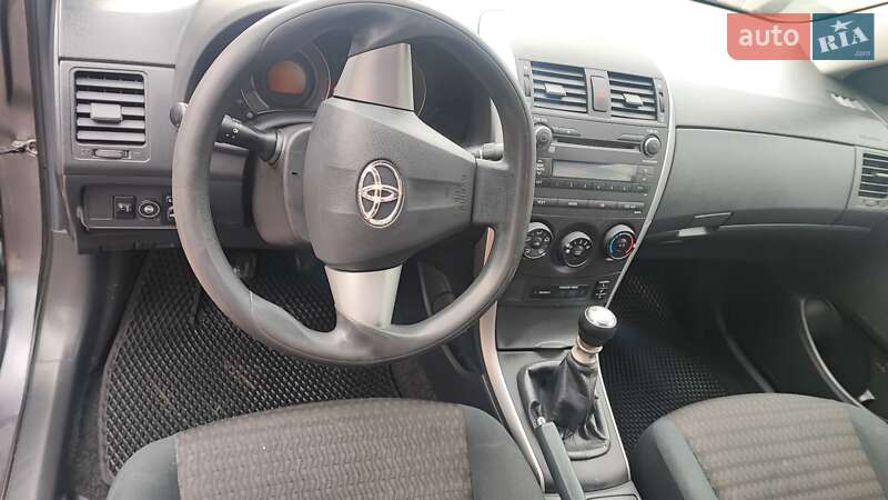 Седан Toyota Corolla 2012 в Теофиполе фото 7 Седан Toyota Corolla 2012 в Теофиполе