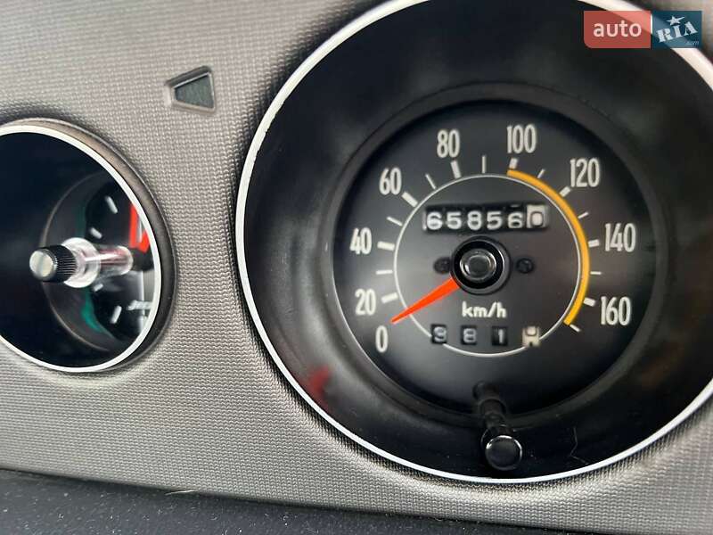 Седан Toyota Corolla 1984 в Овідіополі