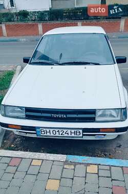 Хэтчбек Toyota Corolla 1987 в Южном