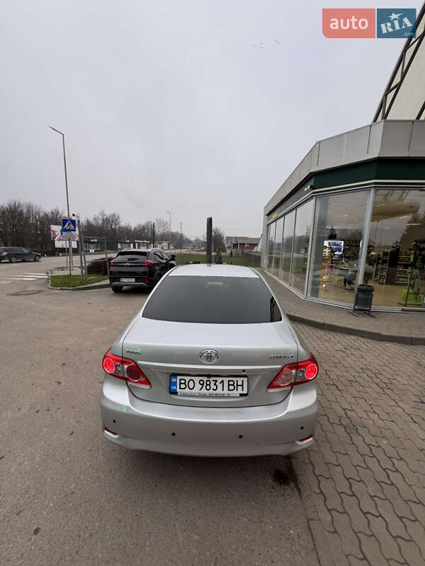 Седан Toyota Corolla 2011 в Бучаче фото 5 Седан Toyota Corolla 2011 в Бучаче