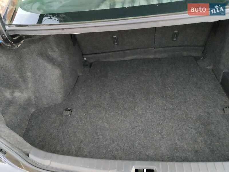 Седан Toyota Corolla 2008 в Сарнах