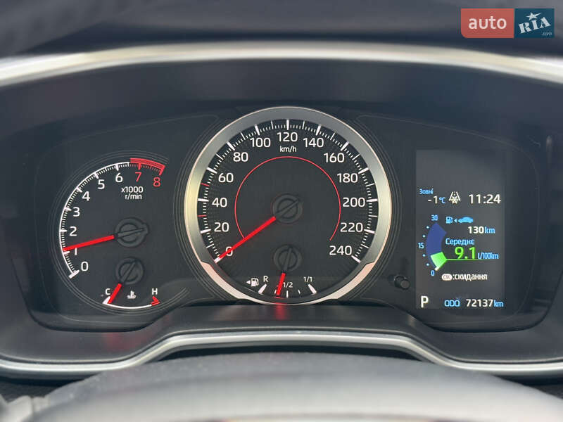 Седан Toyota Corolla 2019 в Киеве