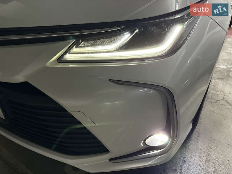 Седан Toyota Corolla 2020 в Києві