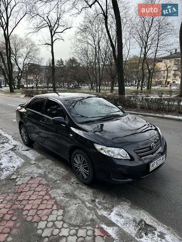 Седан Toyota Corolla 2009 в Запорожье